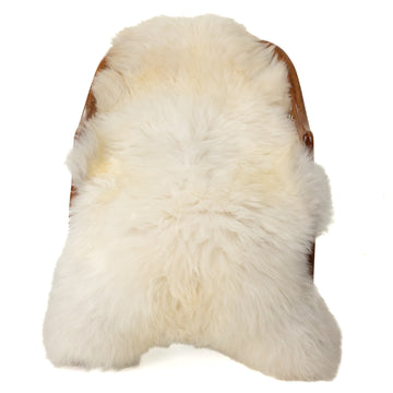 Thick Cushy White w Faint Mottled Sheepskin